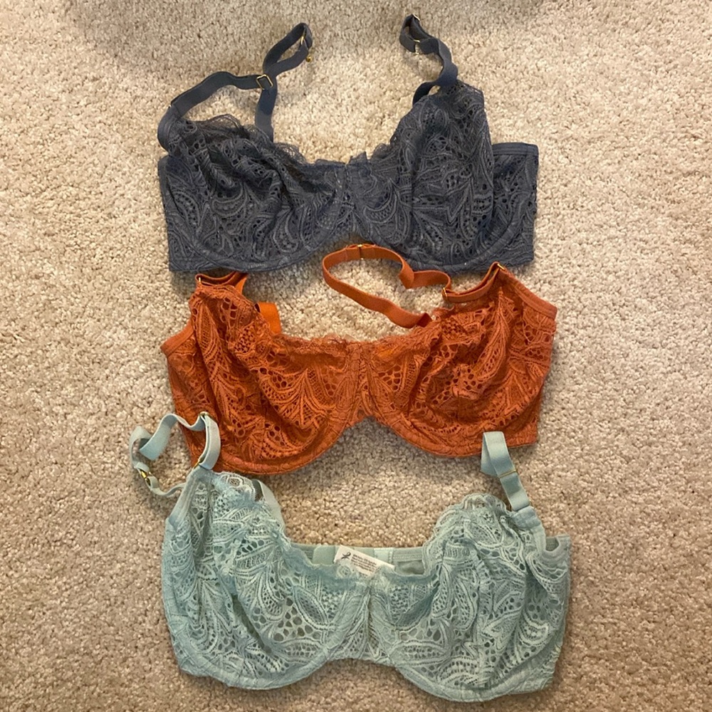 Lively Palm Lace 32DDD Underwire Bras